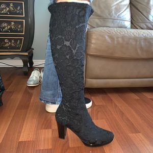 Ron white boots🖤 never worn before!!!